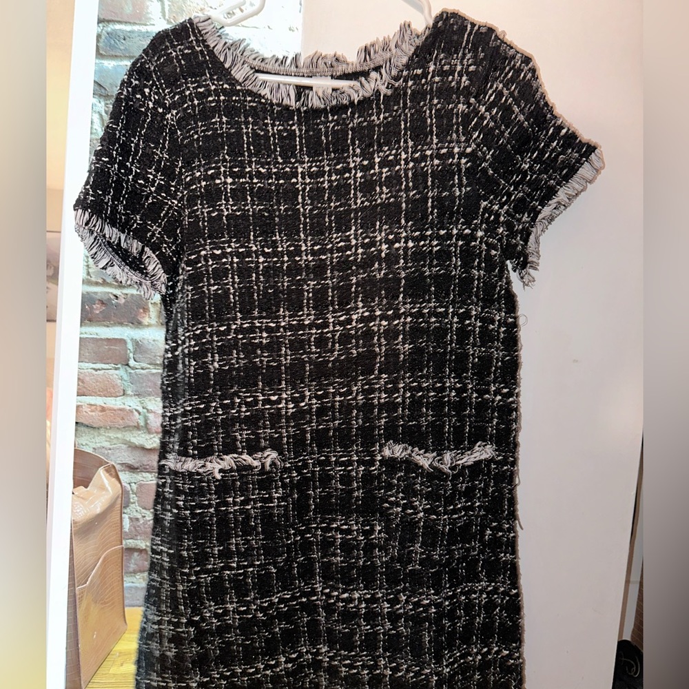 Black and white tweed shift dress 🖤🤍
